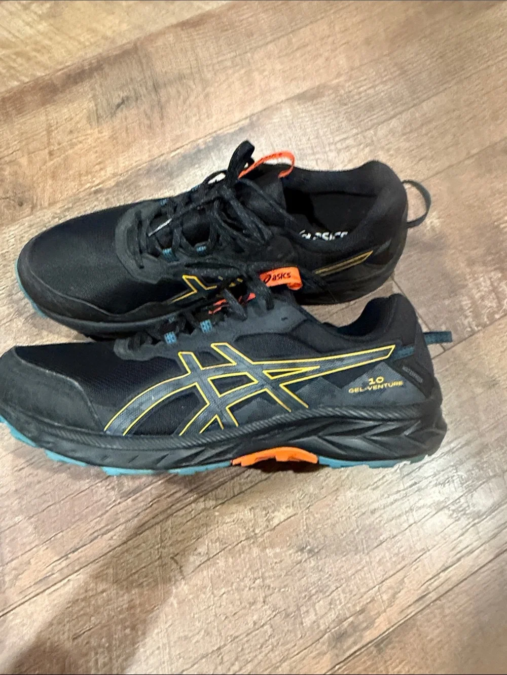 ASICS Black Athletic Trail Shoes with Yellow and Orange Accents Gel-venture - Picture 1 of 4